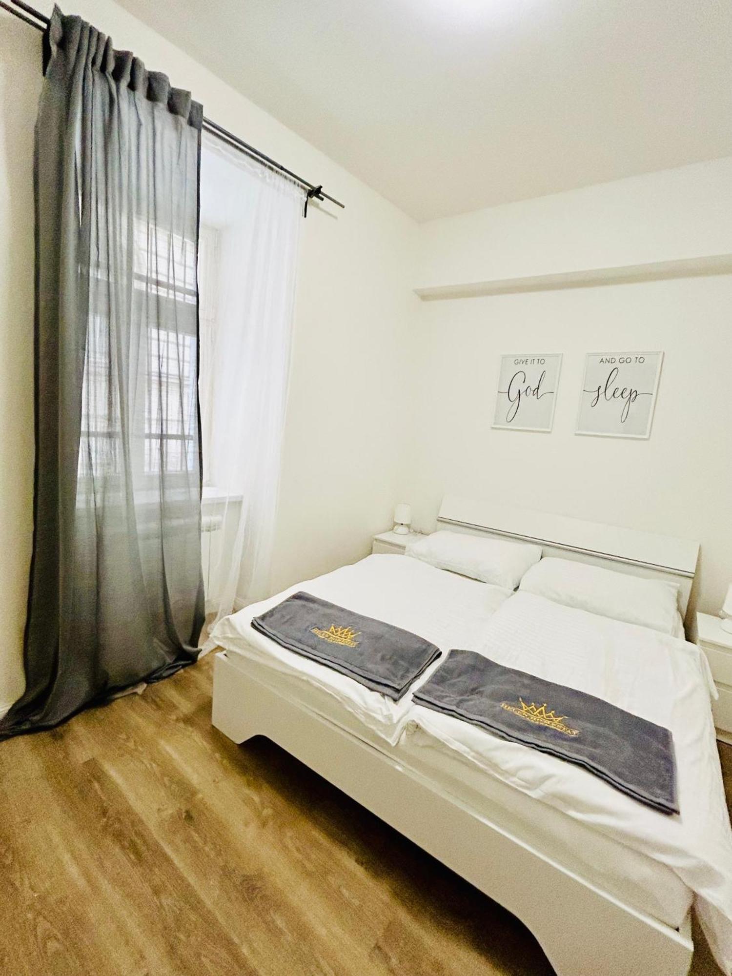 New Apartments Complex Prague Florenc Exterior photo